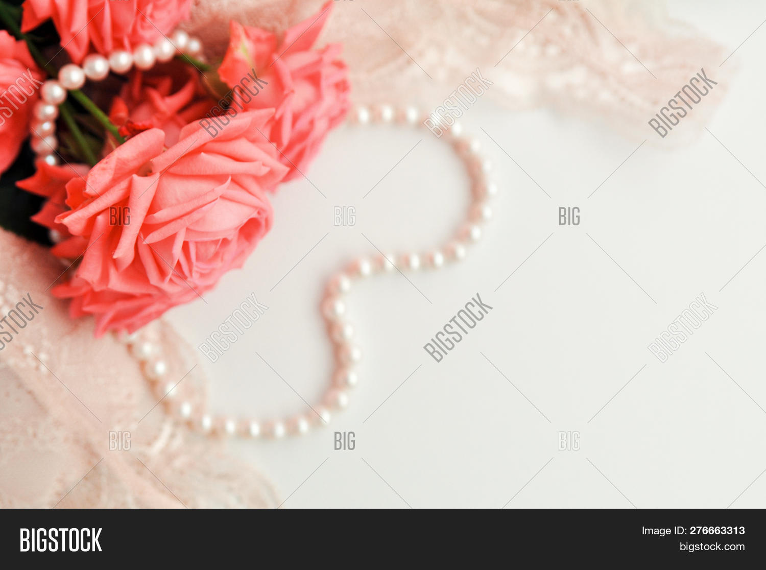 White Lingerie Pearl Necklace