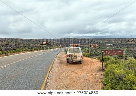 Cederberg, South Africa, August 27, 2018: Directional Sign For The Englismans Grave Near The Junctio