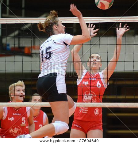 헝가리 챔피언 vo에 행동에 KAPOSVAR, 헝가리-11 월 25 일: Kamilla Gyorbiro (레드 6)