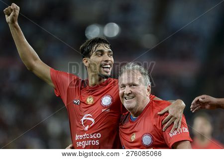 Rio, Brazil - December 27, 2018: Zico And Lucas Paqueta During Soccer Game Of The Stars In The Marac