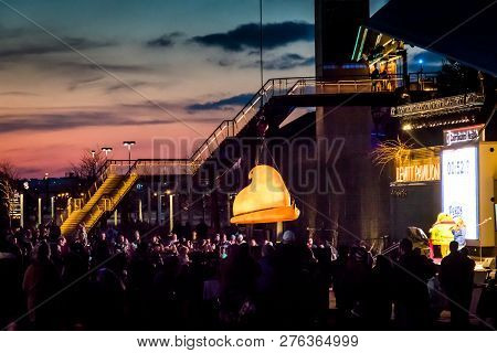 Bethlehem, Pa, Usa: 12-30-2018  Peeps Fest At Steel Stacks.  A 400-lb Yellow Peep, An Icon Of The Ju