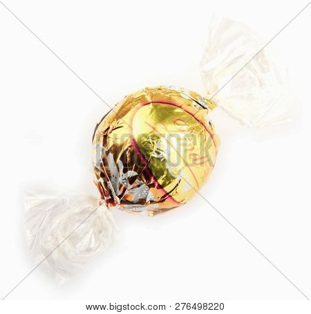 Aytos, Bulgaria - April 02, 2014: Milk Chocolate Lindor Truffle. Lindt Is Recognized As A Leader In 