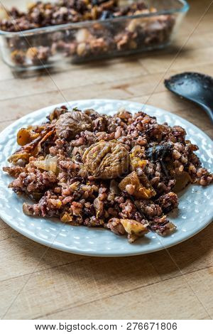 Chestnut Rice With Dried Fruits / Ic Pilav Or Pilaf