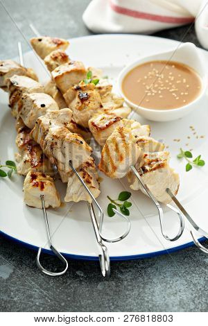 Chicken Cabobs With Sesame Peanut Ginger Sauce