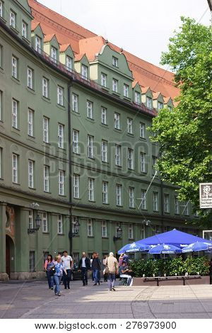 Munich, Germany - June 29: Seating Tables And Seats In A Beer Garden Of The Augustiner Braeu Brewery