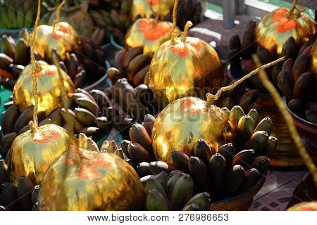 Vendors Of Coconut, Bananas, Shawls, Candles, And Other Offertries At Botataung Pagoda Yangon, Myanm