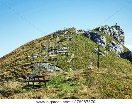 Alpine Passage Fisetenpass, Above The Brook Fisetenbach - Canton Of Uri, Switzerland