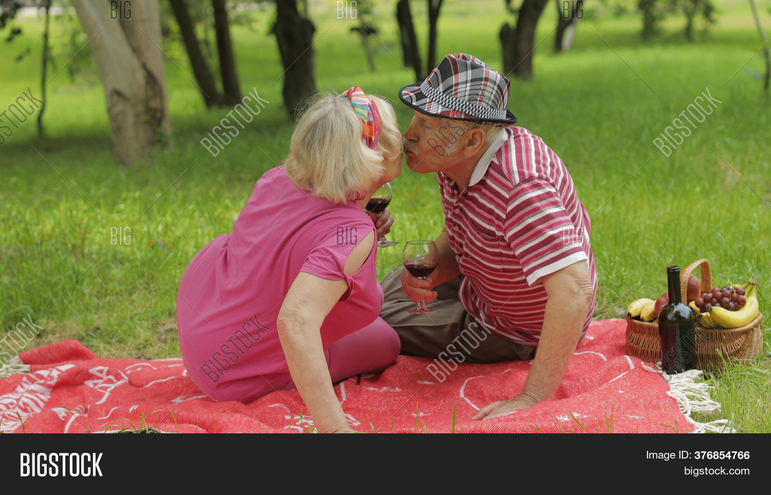 Family Weekend Picnic Image & Photo (Free Trial) | Bigstock