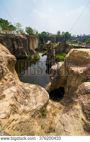 Tangerang,banten, Indonesia- September 2019: Kandang  Tebing Koja Stone Garden, Famous Touri