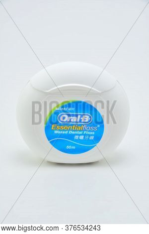 Quezon City, Ph - July 8 - Oral B Essential Floss On July 8, 2020 In Quezon City, Philippines.
