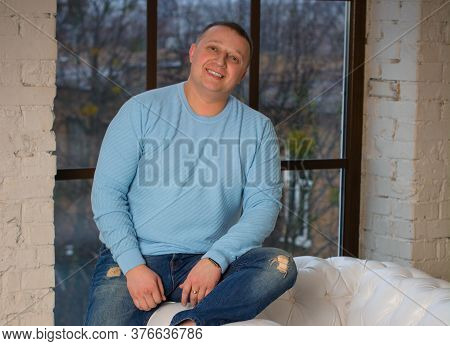 A Man In Casial Style, A Strong And Confident Plump Man In A Suit,  Plus Size Man Concept