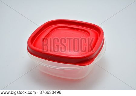Quezon City, Ph - July 8 - Rubbermaid Plasticware Food Container On July 8, 2020 In Quezon City, Phi