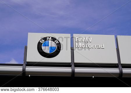 Bordeaux , Aquitaine / France - 07 07 2020 : Bmw Motorrad Logo Sign Dealership Motorbike Shop Manufa