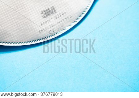 Face Shield, Ffp2 Level-aura 3m Protection Against Coronavirus, Microbes, Viruses, Bacteria. Russia,