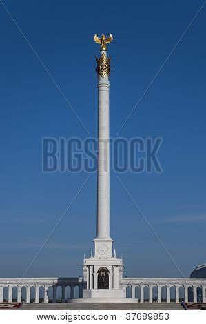 Kazajo Yeli monumento