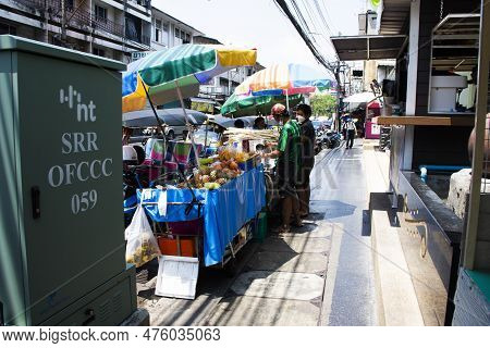 Thai Merchant Vendor Sale Variety Tropical Fruits Shop On Hawker Cart For Sale Thai People Customer 