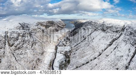 The Snow Covered Glenveagh Mountains And Glen In County Donegal - Republic Of Ireland
