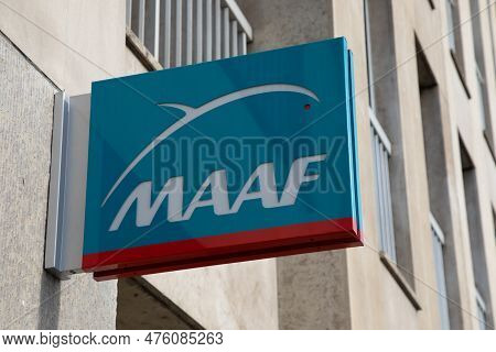 Bordeaux , Aquitaine  France - 05 09 2023 : Maaf Sign Text Front Wall Facade Office Insurance Bank A