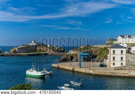 Tapia De Casariego, April 18, 2023. View Of The Village Of Tapia De Casariego, In Asturias, Spain.