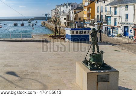Tapia De Casariego, April 18, 2023. View Of The Village Of Tapia De Casariego, In Asturias, Spain.