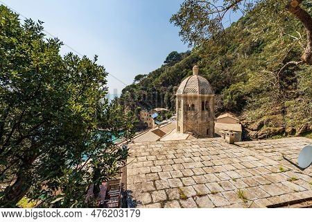 Ancient San Fruttuoso Abbey (san Fruttuoso Di Capodimonte), X-xi Century, Place Of Worship Between P