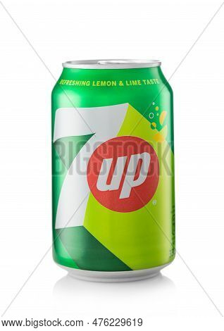 London,uk - April 21, 2023 : Aluminium Can Of Seven Up Lemon Lime Soda Drink On White. 7up