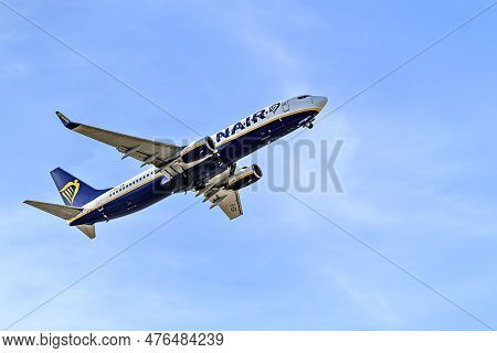 Barcelona, ​​spain; March 12, 2023: Boeing 737 Airplane Of The Ryanair Company, Taking Off From The 