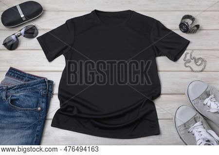 Mock-up Of A T-shirt All-color T-shirts, Digital Mockups, T-shirt In A Regular Size For Both Sexes W
