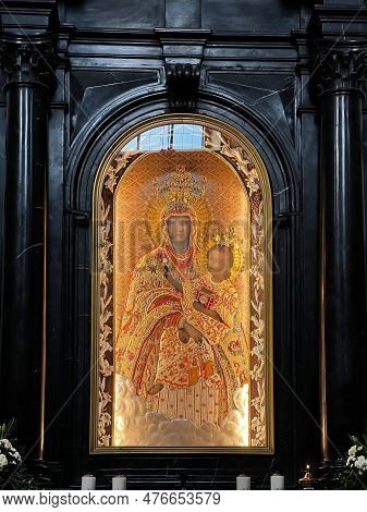 Czerna, Poland April 21, 2023: Image Of Our Lady Of The Scapular In The Monastery In Czerna, Poland.
