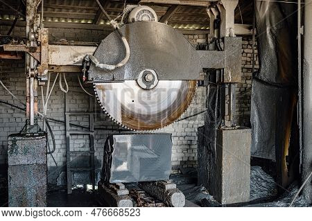 Saw For Cutting Granite. Large Cutter Cuts Granite. Stone Processing Machine. Stone Cutting At The F
