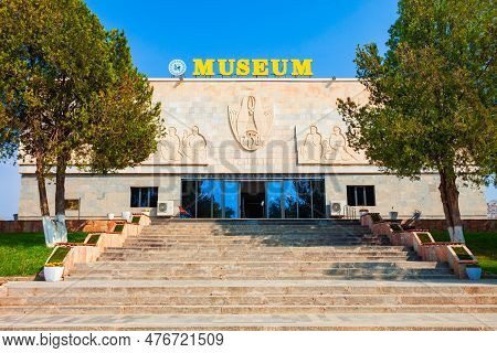 Samarkand, Uzbekistan - April 18, 2021: Afrasiab Museum Of Samarkand Is A Museum Located At The Hist