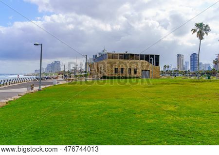 Tel-aviv, Israel - May 21, 2023: View Of The Etzel Museum Building, On The Coast, With Pedestrians, 