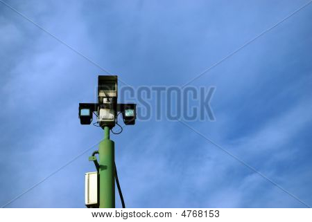 2 CCTV