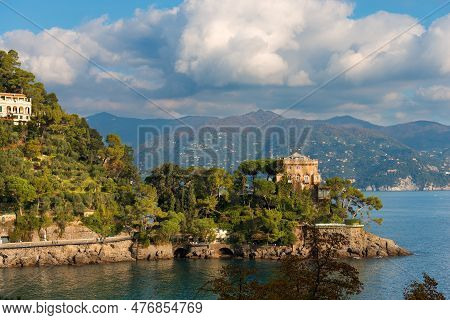 Beautiful Bay Between Paraggi And Portofino. Luxury Tourist Resort In Genoa Province (genova), Ligur