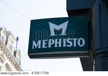 Bordeaux , Aquitaine  France - 05 19 2023 : Mephisto Shop Sign Text And Logo Brand Facade On Luxury 