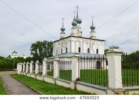 Peter e Pavel Chiesa, monumento di architettura della fine del 17 ° secolo, a Suzdal