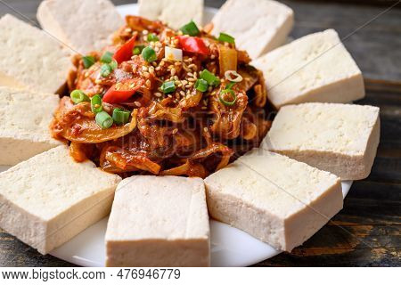 Korean Food, Tofu And Stir Fried Kimchi With Pork (dubu Kimchi)