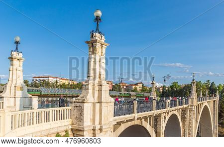 Teruel, Spain - May 11, 2023: Historic Viaducto De Fernando Hue Bridge In Teruel, Spain
