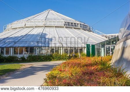 Arhus, Denmark - September 01, 2021: Autumn Colors In Front Of The Greenhouse In The Botanical Garde