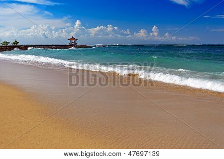 Ostatní domy na pláže Sanur na Bali