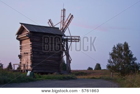 Mulino in legno
