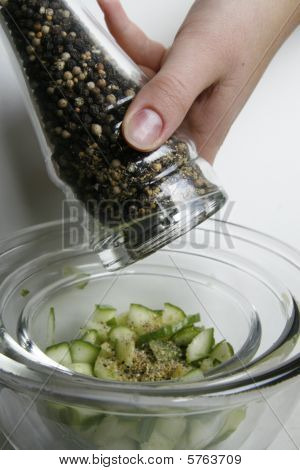 Aromatické čerstvé okurkový salát