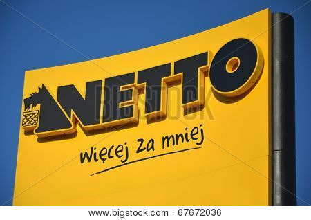 Netto discount supermarket sign