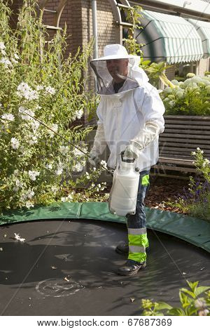 Pest Controller In Garden