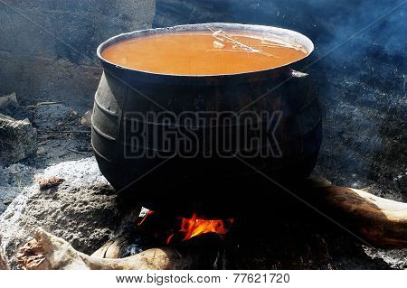 Reserved Large Pot For Cooking Local Beer