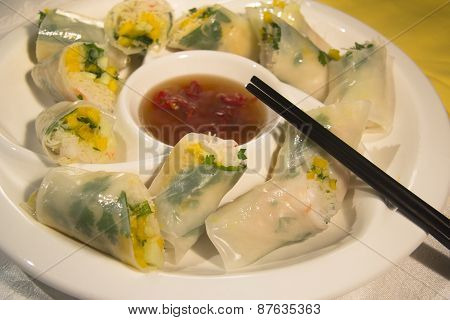 Shrimp and mango summer rolls