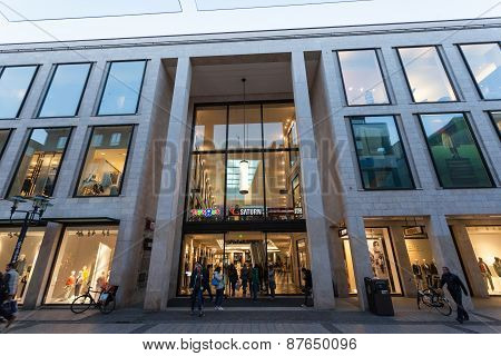 Modern Shopping Center In Munster