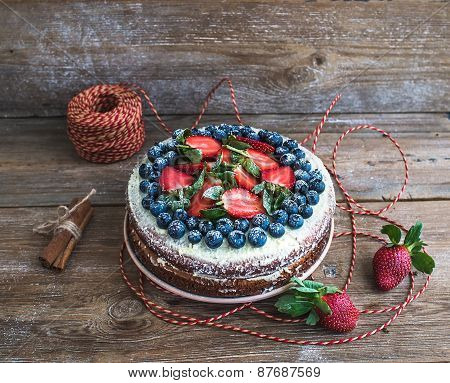 Rustic Spicy Ginger Cake With Cream-cheese Filling, Fresh Strawb