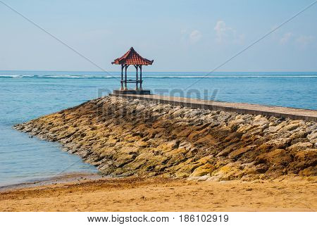 Beautiful Gazebo Pavilion On The Beach Benoa. Bali, Indonesia.tanjung Benoa. Nusa Dua.