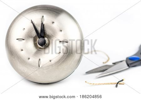 Five Minutes Before Twelve With Explosive Line, Countdown To The Final Deadline, Deadline Cought